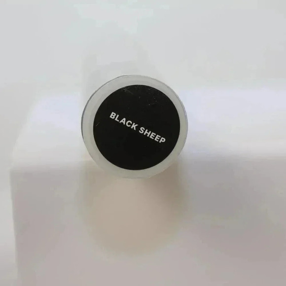 NWT Milk Makeup - Picture 2 of 2